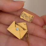 Load image into Gallery viewer, *LIMITED MOTHER&#39;S DAY Lazer Engraved Letter Locket Bracelet
