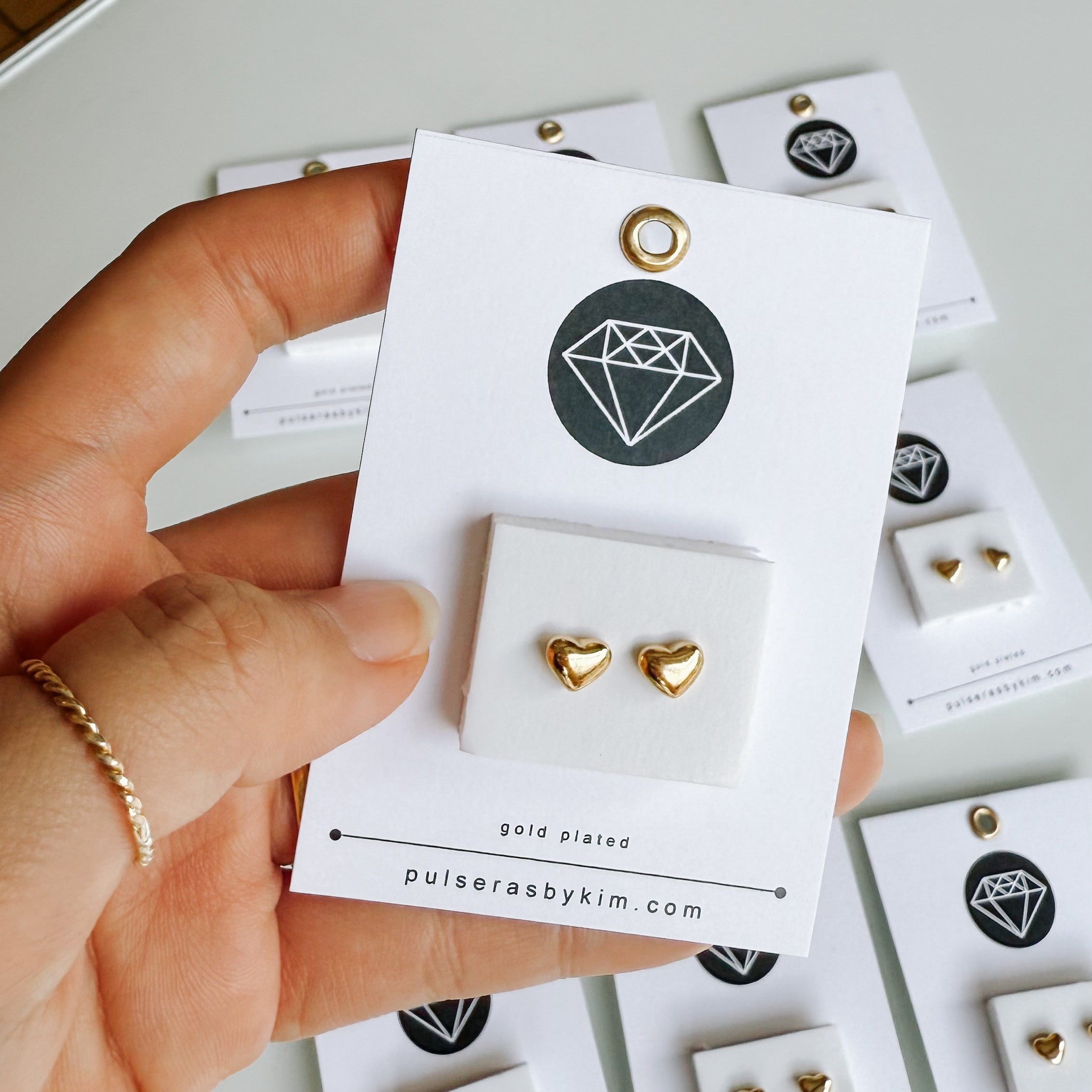 LIMITED Mother's Day Puffy Heart Stud Earrings