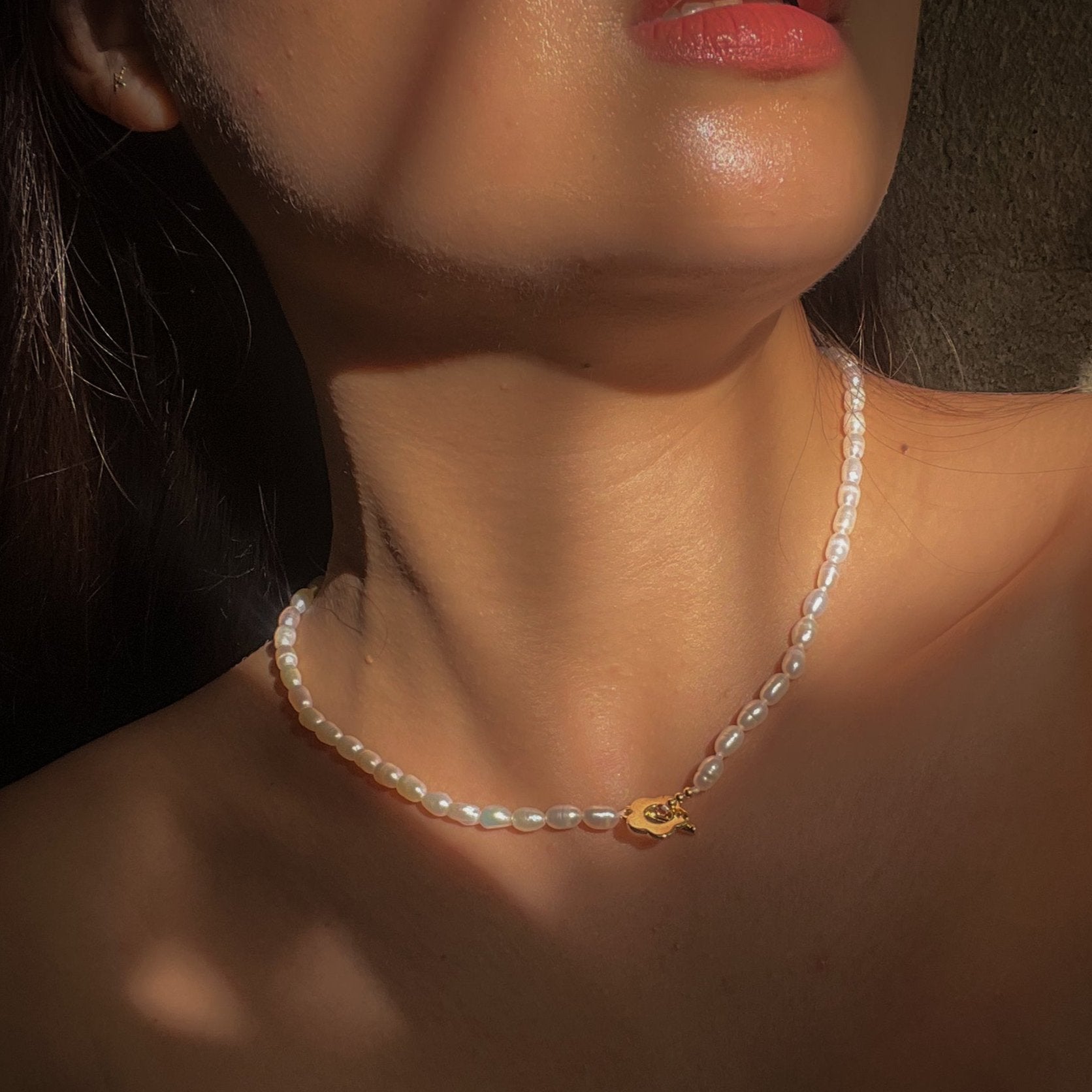 Full Pearl Flower Toggle Necklace