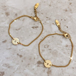 Load image into Gallery viewer, Initial Disc Gold Filled Curb Chain Bracelet (1 character)
