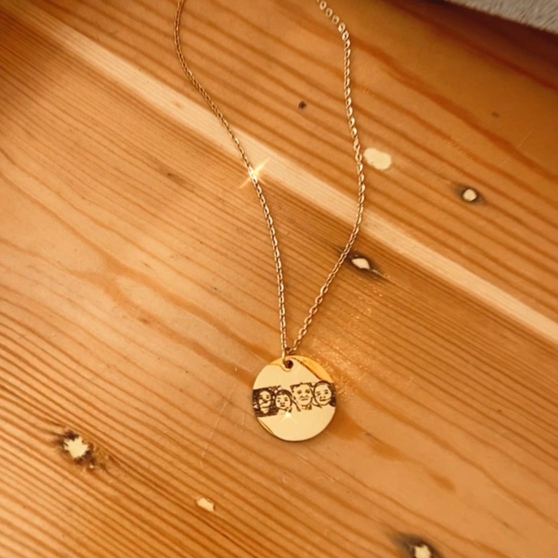 Double Sided Lazer Engraved 20MM Disc Necklace - LINE ART
